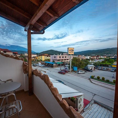 Hotel Shpella ベラト エクステリア 写真