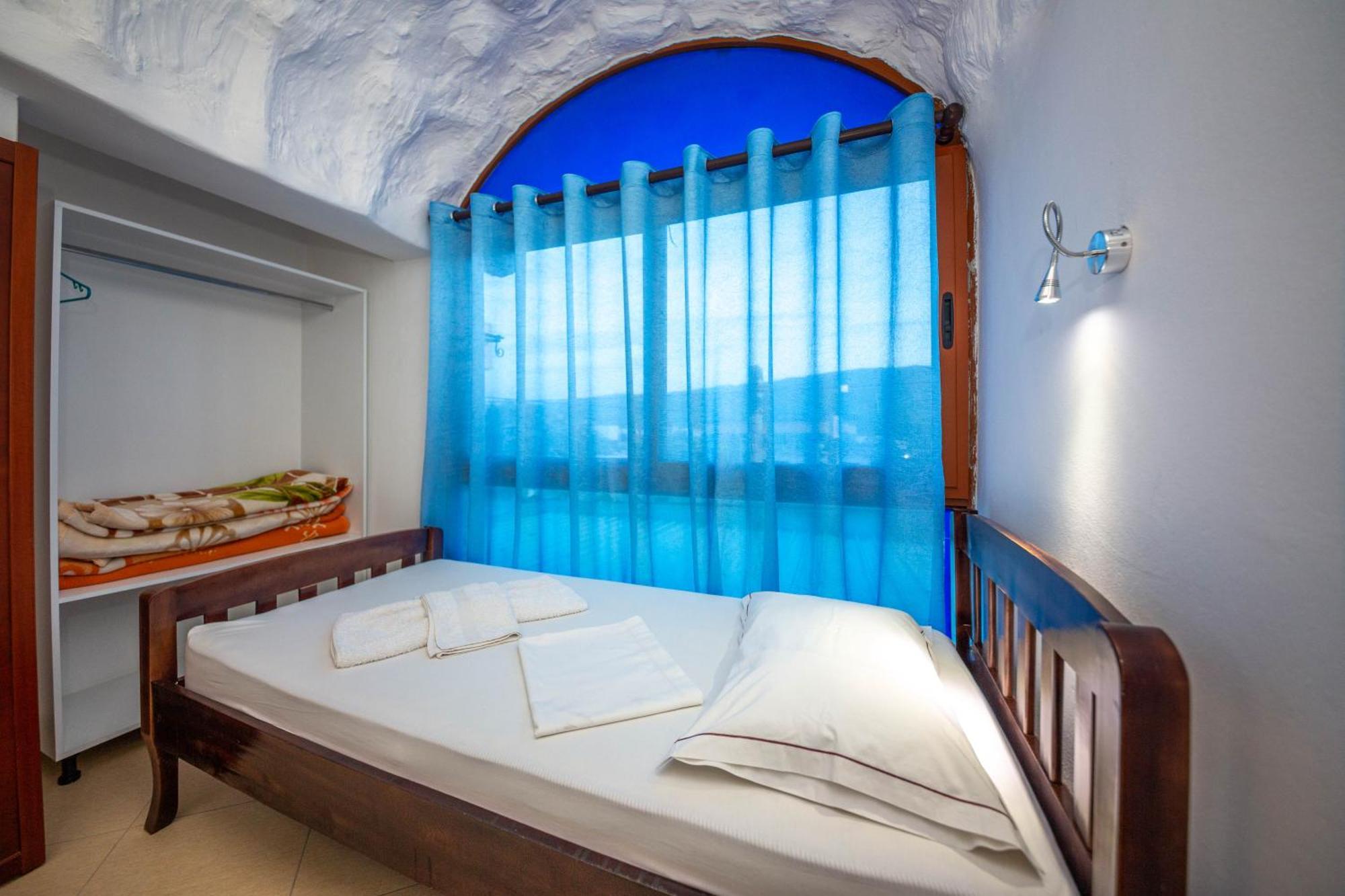 Hotel Shpella ベラト エクステリア 写真